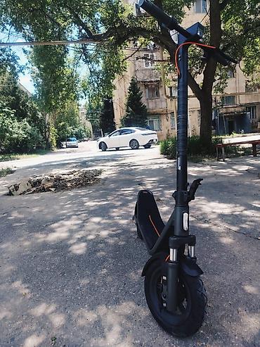 Электротранспорт: Xiaomi elektrik skuter - Model: Xiaomi (gövdədə “Xiaomi” loqosu) — 5