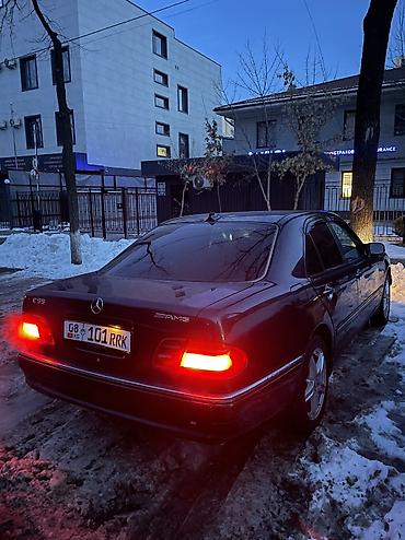 Mercedes-Benz: Mercedes-Benz E-Class: 1997 г., 5 л, Автомат, Бензин, Седан — 5