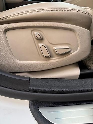 Другие автомобили: Белый представительский седан бизнес-класса. Кузов и дизайн: - — 8