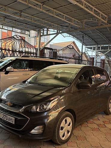 обмен на спарк: Chevrolet Spark: 2021 г., 1 л, Автомат, Бензин, Хэтчбэк — 2