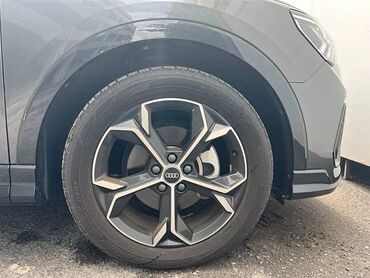 Audi: Audi Q3: 2024 г. — 9