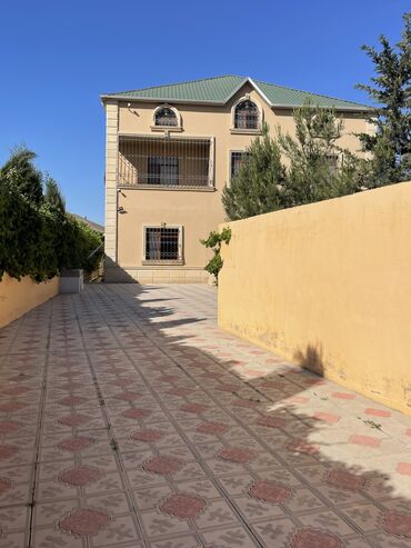Bağ evlərinin satışı: Bakı, Binəqədi qəs., 500 kv. m, 6 otaqlı, Hovuzsuz, Kombi, Qaz, İşıq