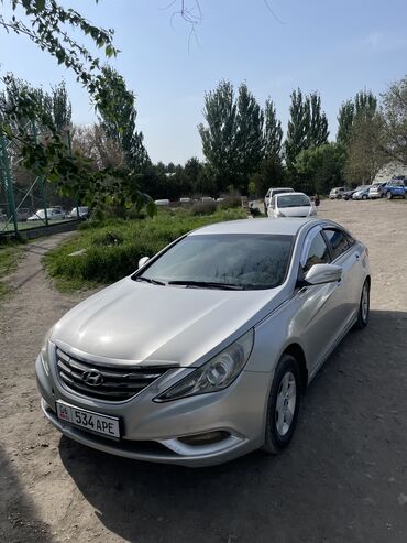 Hyundai: Hyundai Sonata: 2012 г., 2 л, Автомат, Газ, Седан