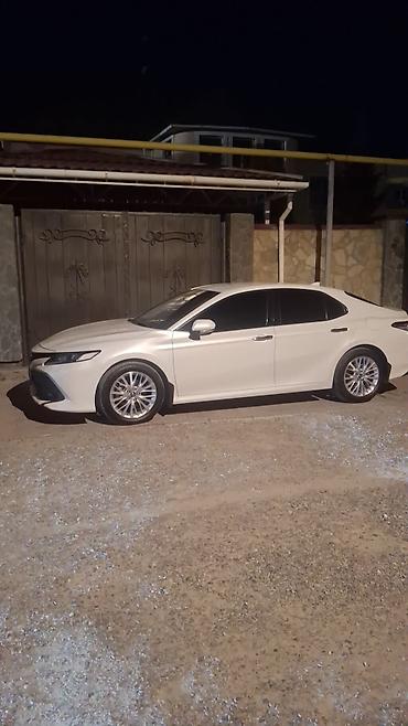 Toyota Camry: 2018 г., 2.5 л, Автомат, Бензин, Седан