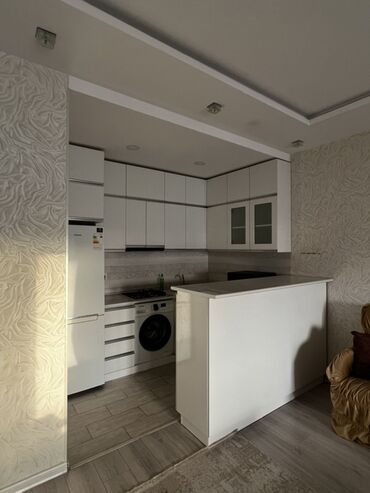 Günlük kirayə mənzillər: 2 otaqlı, Xətai r. r-nu — 8