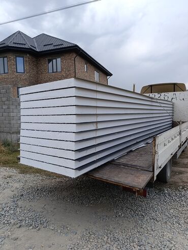 Фасадные сэндвич панели: Сэндвич‑панели с утеплителем (пенополистирол) Описание: - Трёхслойные — 4