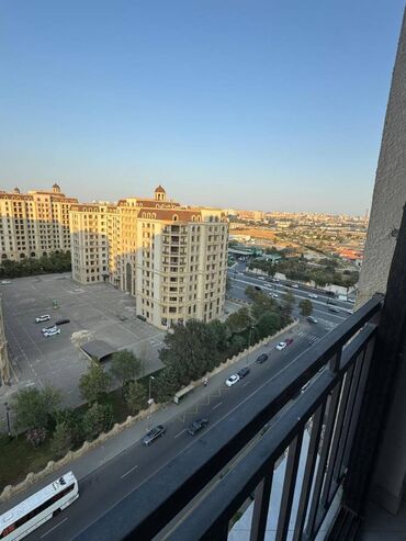 Ofislər: Nərimanov rayonu, Koroğlu metrosu, Heydər Əliyev prospektində, 16 — 11