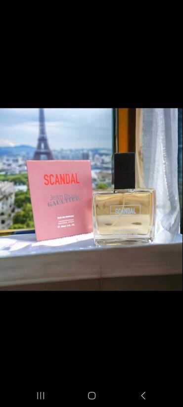 Parfemi: Musko zenski parfemi 50 ml
1200
2 komada za 2500 — 12