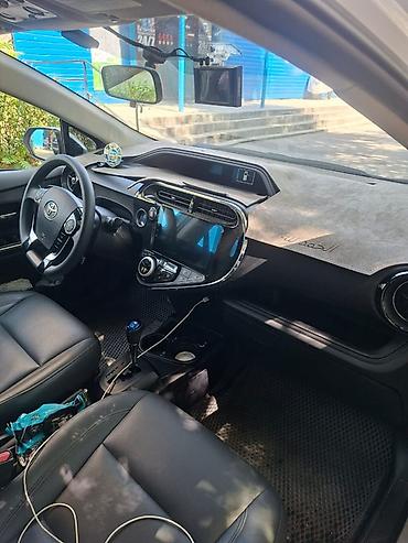 toyota cube: Toyota Aqua: 2019 г., 1.5 л, Вариатор, Гибрид, Хэтчбэк — 8