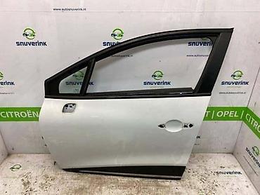 gedora za lambda sondu: VRATA ZA RENAULT CLIO | Renault Clio 4 vrata — 2