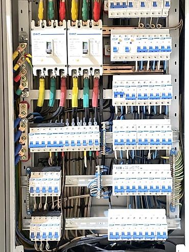 Электрические щиты: Электрический щит, CHINT, Трехфазные — 1