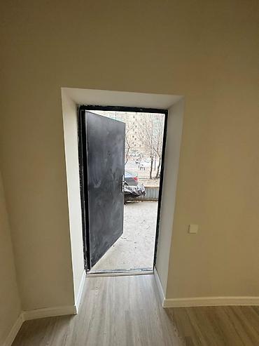 Продажа офисов: Продажа офисов 60 м², С ремонтом, Без мебели, Бизнес центр, 1 этаж — 9