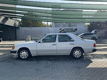 ауди 2 8: Mercedes-Benz W124: 1992 г., 2.3 л, Автомат, Бензин, Седан — 4