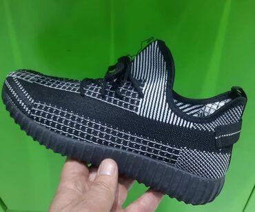Women's Sneakers and athletic shoes: 41 — 17