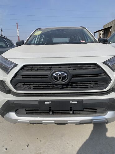 машины на разбор: Toyota RAV4: 2025 г., 2 л, Автомат, Бензин, Кроссовер