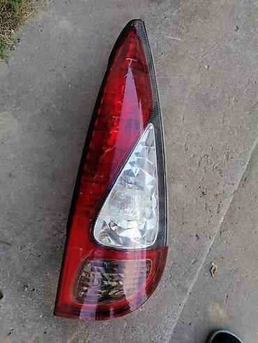 1.7 dizel: | DESNO STOP SVETLO ZA TOYOTA YARIS VERSO | — 1