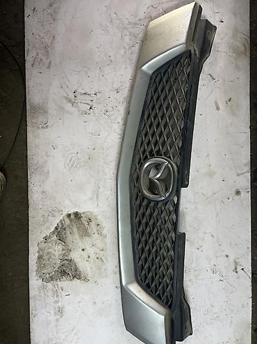 решетка демио: Решетка радиатора Mazda 2001 г., Б/у, Оригинал — 1