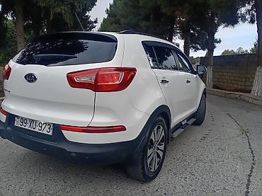 Kia: Kia Sportage: 2 l | 2011 il Krossover — 9