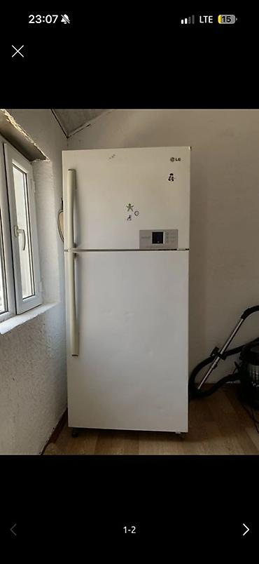 тв 32: Холодильник LG, Б/у, Двухкамерный — 1