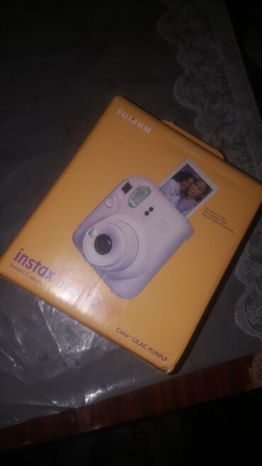 BAW: Fujifilm Instax Mini 12 – “Lilac Purple” rəngdə ani fotoaparat