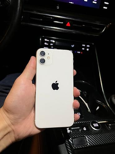 iphone cs max: IPhone 11, белый цвет корпуса. Состояние идеал Память 128 ГБ. Торг — 1