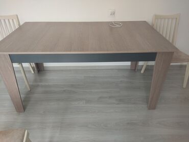 divan masasi: Qonaq masası