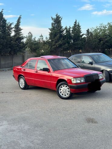 190 mercedes: Mercedes-Benz 190: 2 l | 1992 il Sedan