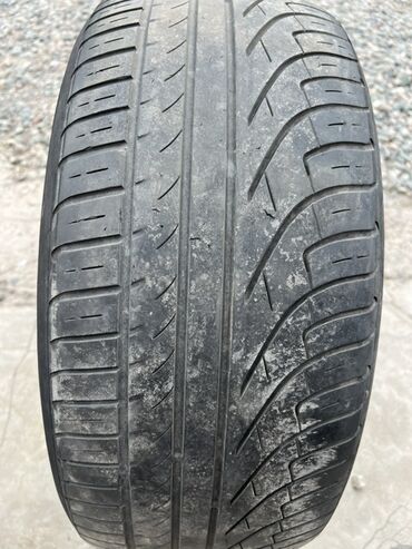 Шины: Шина размером 225/55 R16. 1 шт