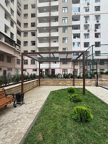 soyuq asfalt: Mənzillərin yerləşdiyi müasir yaşayış kompleksinin abadlaşdırılmış — 4
