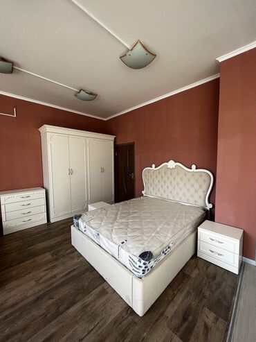 двух спальный: Спальный гарнитур, Двуспальная кровать, Шкаф, Комод, цвет - Белый, Новый