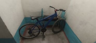 купить велик mtb: Горный/городской велосипед с алюминиевой рамой синего цвета
