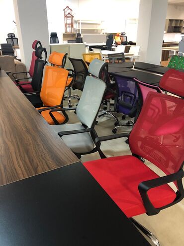 Ofis və oyun kresloları: Yeni, Təkərli, Qolları tənzimlənmir, Parça — 8