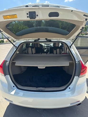 210 белый: Toyota Venza: 2009 г. — 6
