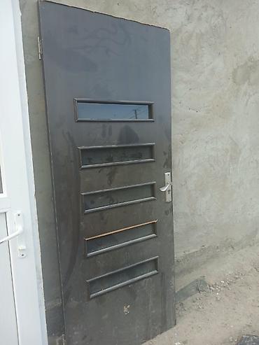 plastic qapi: Plastik və metal qapılar dəsti - Ağ rəngli plastik (PVC) qapı: - — 2