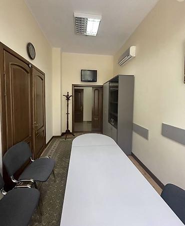 open space: Аренда офисов, 300 м², В жилом комплексе, 1 линия, С отдельной кухней, С отдельным входом — 9