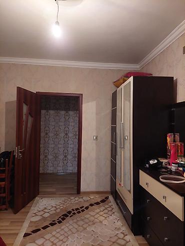 bineqedide kiraye evler ucuz: Sabir 1. 5-ci mərtəbə 2 otaq ev satılır 93000 — 6