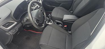 Другие детали салона: Hyundai Solaris — интерьер и оснащение - Салон: тканевая обивка — 4