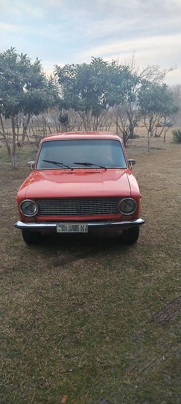 VAZ (LADA): VAZ 2101 “Jiquli” sedan - Korpus: Klassik 4 qapılı sedan, narıncı — 1