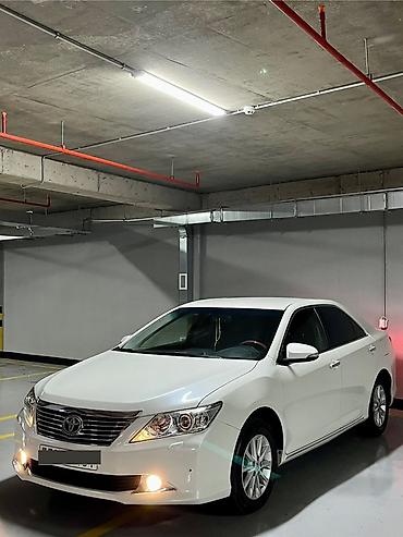 Toyota: Toyota Camry: 2.5 л | 2013 г. Седан — 2