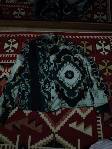 Alt paltarı: Köynək və bluzalar
