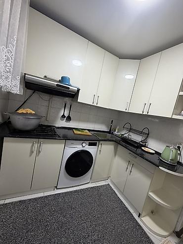 Долгосрочная аренда квартир: 3 комнаты, С мебелью частично — 9