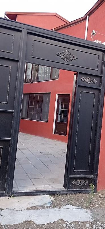 ev axtaram: Satılır: iki mərtəbəli həyət evi - Planlama: geniş zal, ayrıca — 10