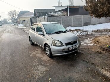 Toyota: Toyota Vitz: 2000 г., 1 л, Автомат, Бензин, Хэтчбэк