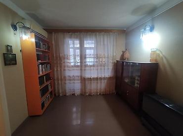 ev satisi: Bakı, Yasamal, 3 otaqlı, Köhnə tikili, m. Elmlər Akademiyası, 80 kv. m — 2