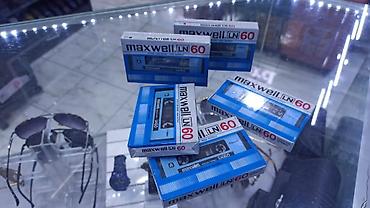 Digər auditexnika: DVD RE DVD R CD R CD RW VIDEO KASET AUDIO KASET H8 VIDEO 45 FLASH 4GB — 11