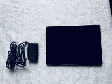 Digər planşetlər: Dell 2 in 1 Tablet 5285 Intel i5 7300U /8GB Ram,256GB SSD NVMe — 16