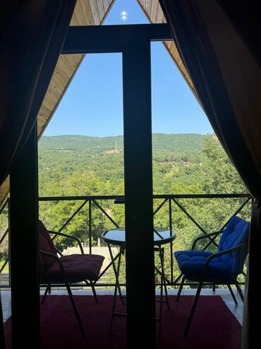 Günlük kirayə evlər: 350 kv. m, 3 otaqlı, Qaz — 12