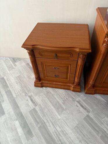 Yataq otağı dəstləri: İkinəfərlik çarpayı, Dolab, Komod, Termo, Malayziya, İşlənmiş -da lalafo.az — 7 Yataq otağı dəstləri: İkinəfərlik çarpayı, Dolab, Komod, Termo, Malayziya, İşlənmiş — 7