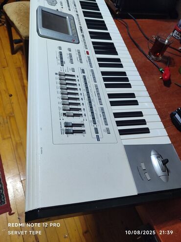 korg 1000: Sintezator, Korg