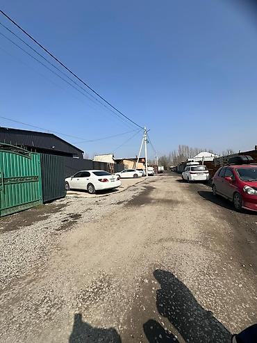 Продажа другой коммерческой недвижимости: Срочно продается на Дордое 2 соток участка с домом.На участке дом 2 — 7